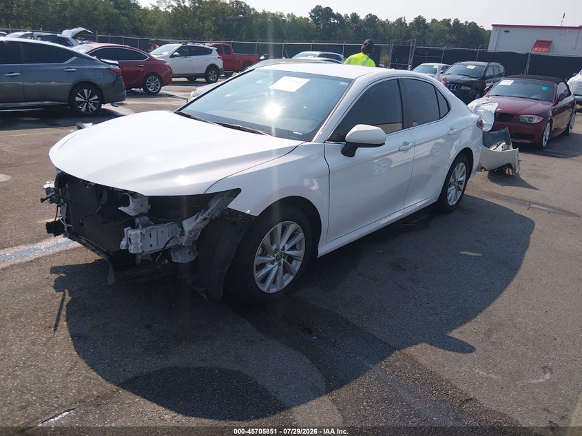 Vin: 4t1c11ak5ru193439, lot: 46204507, toyota camry le 20242