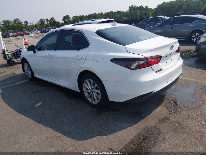 Vin: 4t1c11ak5ru193439, lot: 46204507, toyota camry le 20243
