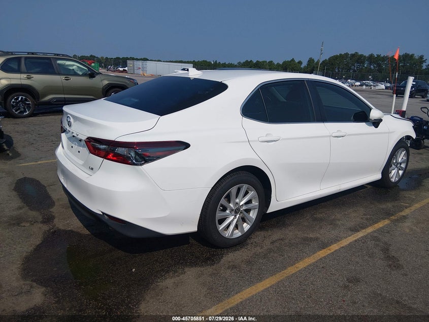 Vin: 4t1c11ak5ru193439, lot: 46204507, toyota camry le 20244
