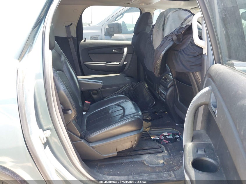 2009 GMC ACADIA auction photo 8