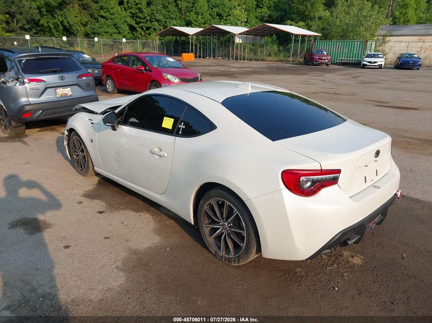 Vin: jf1znaa19h9709433, lot: 46204666, toyota 86 20173