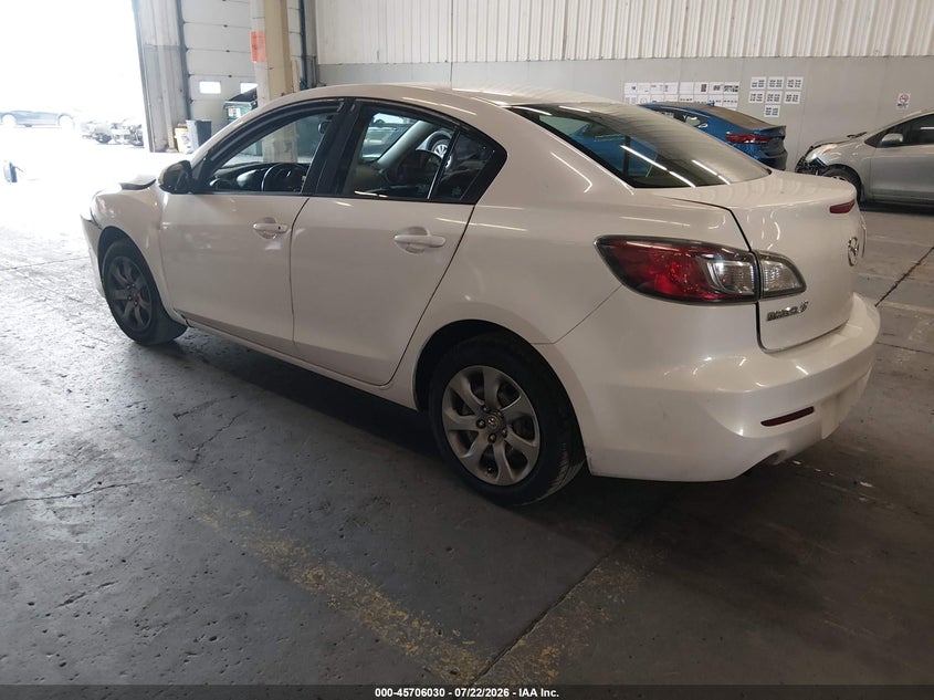 Vin: jm1bl1tg4d1722571, lot: 46204686, mazda mazda3 i sv 20133