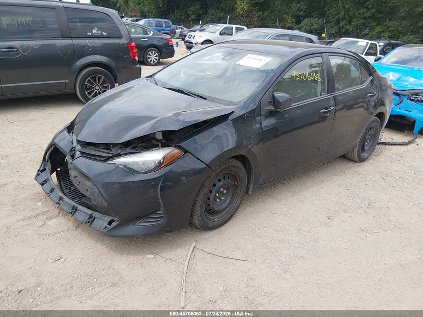 Vin: 2t1burhe8kc207424, lot: 46204719, toyota corolla le 20192