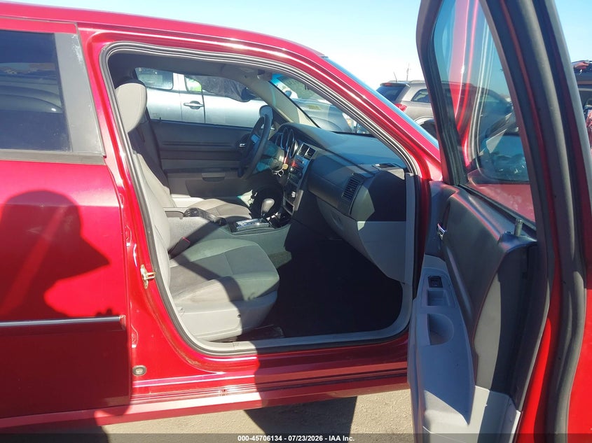 2006 DODGE MAGNUM auction photo 5