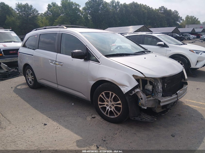 Vin: 5fnrl5h40db044770, lot: 46204819, honda odyssey ex 2013 img_1