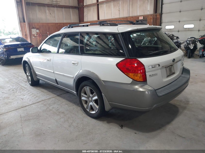 2005 SUBARU OUTBACK auction photo 3
