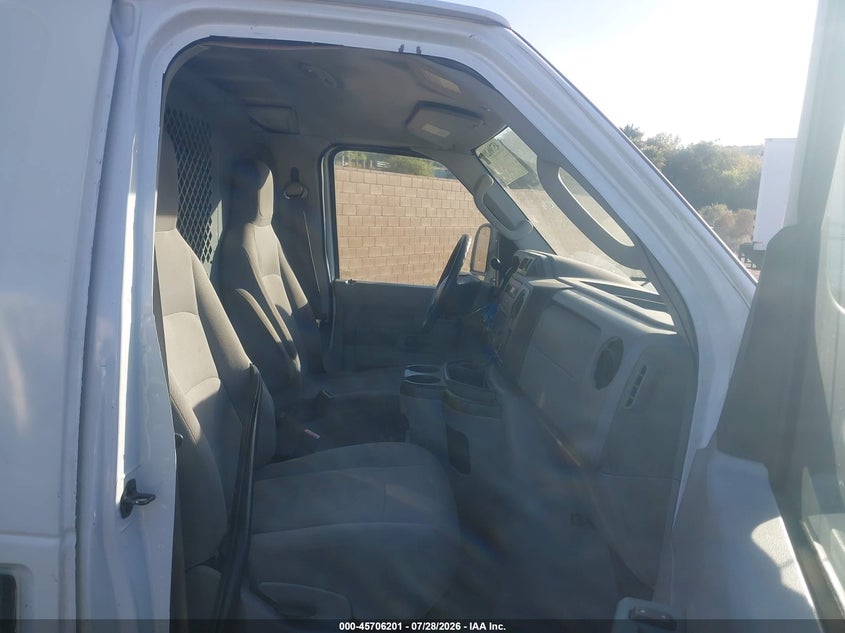 2011 FORD E-250 — zdjęcie 5