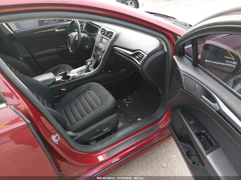 2015 FORD FUSION auction photo 5