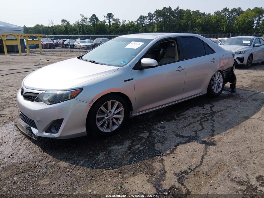 2014 TOYOTA CAMRY HYBRID auction photo 2