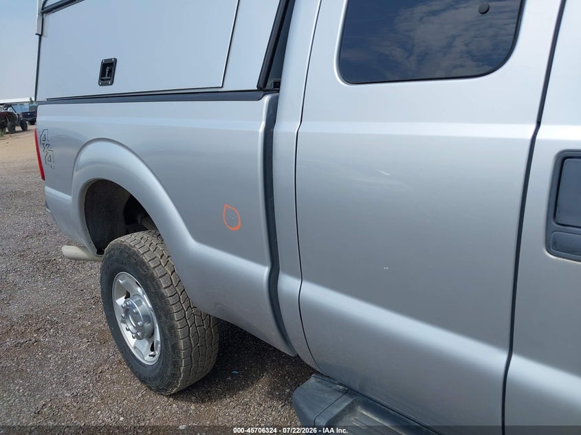 2011 FORD F-350 auction photo 6