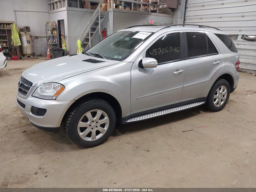 2007 MERCEDES-BENZ ML 350 auction photo 2