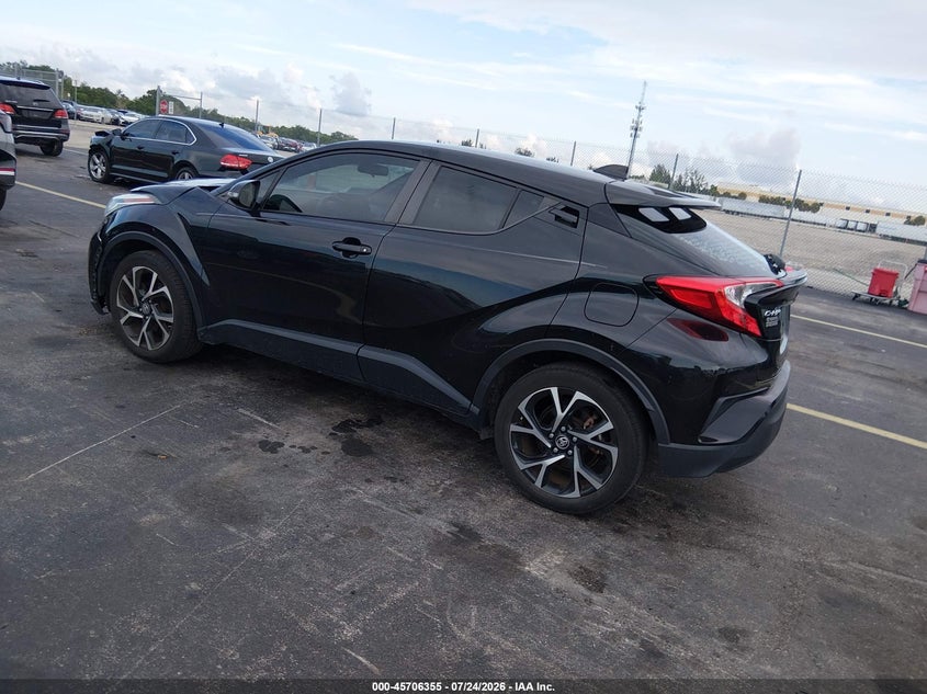 Vin: nmtkhmbx6mr121653, lot: 46205010, toyota c-hr xle 20213