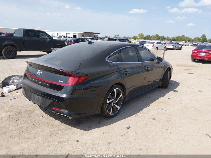 2021 HYUNDAI SONATA auction photo 4