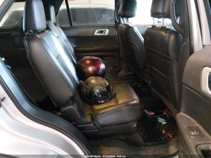 2015 FORD EXPLORER auction photo 8