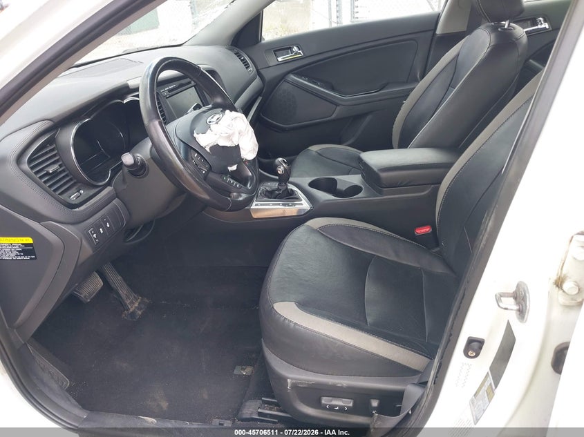 2013 KIA OPTIMA HYBRID auction photo 5
