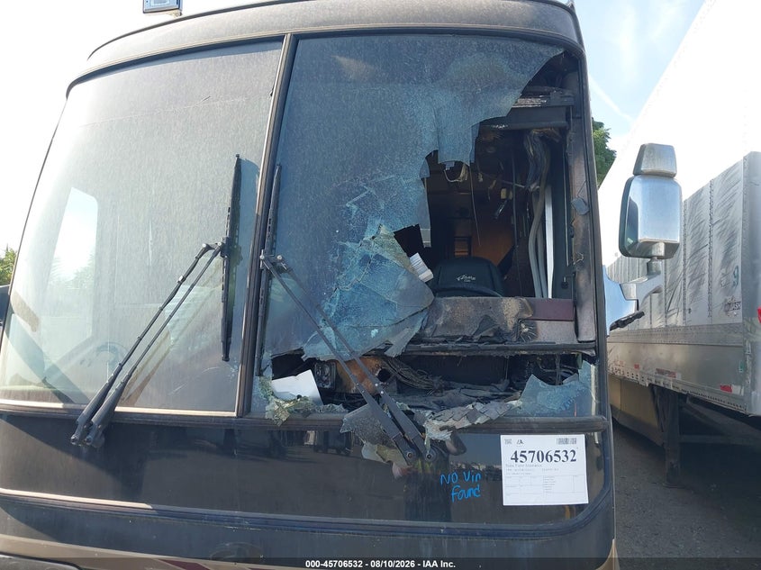1998 MOTOR COACH INDUSTRIES TRANSIT BUS auction photo 6