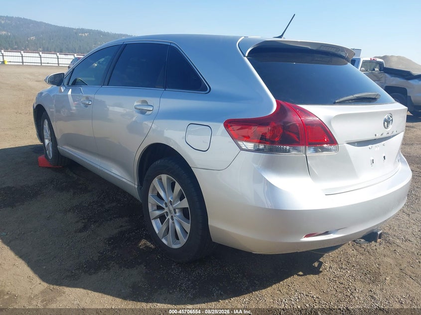 Vin: 4t3ba3bb2eu057843, lot: 46205210, toyota venza le 20143