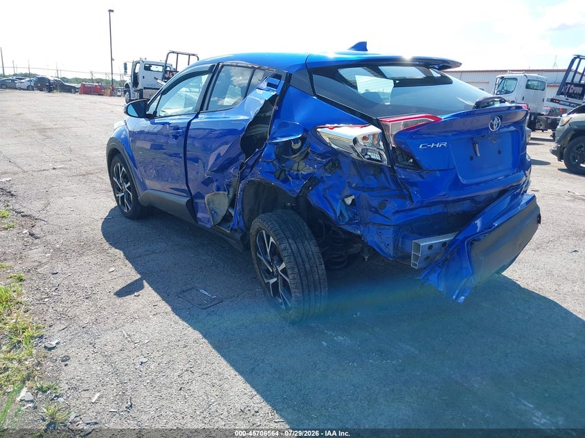 Vin: nmtkhmbx0jr035119, lot: 46205220, toyota c-hr xle 20183