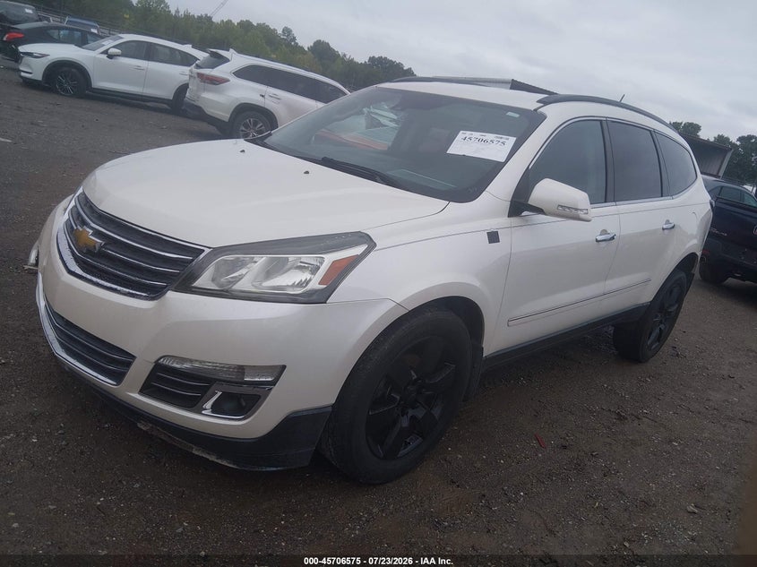 2014 CHEVROLET TRAVERSE auction photo 2