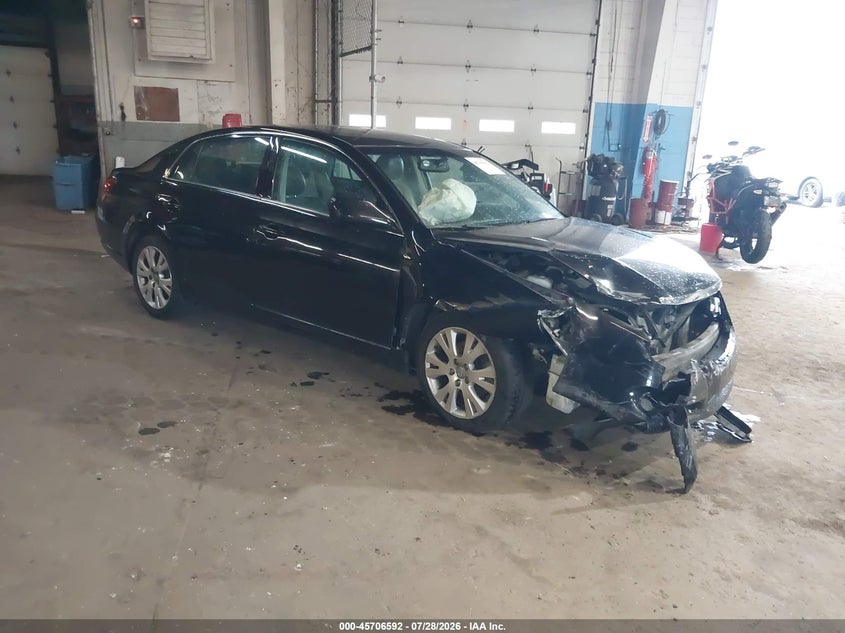 2008 Toyota Avalon Xls