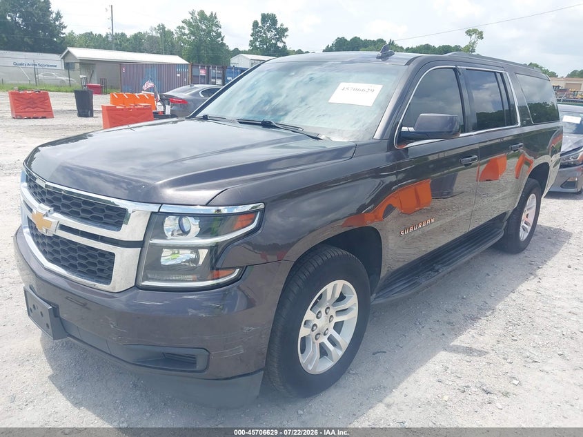 2017 CHEVROLET SUBURBAN auction photo 2