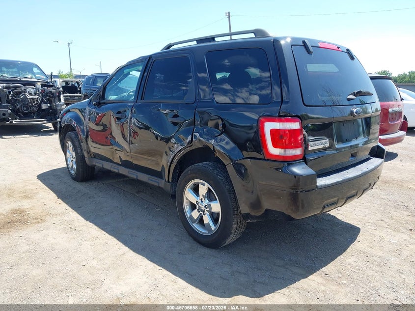 Vin: 1fmcu9d74bkb90093, lot: 46205314, ford escape xlt 20113