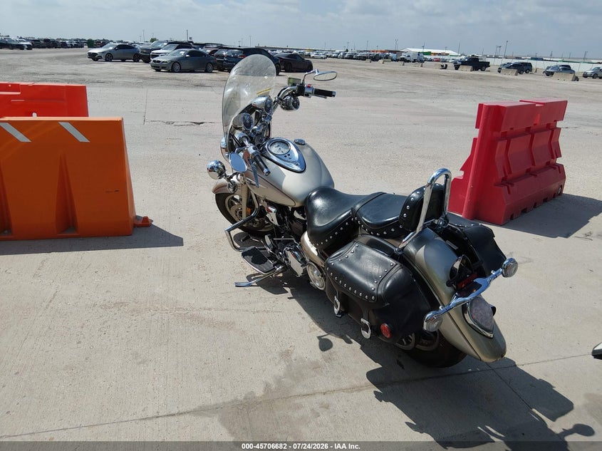 2005 YAMAHA XV1700 auction photo 3
