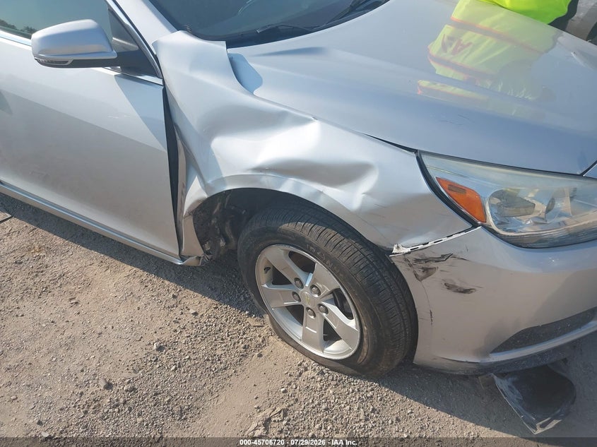 2015 CHEVROLET MALIBU auction photo 6