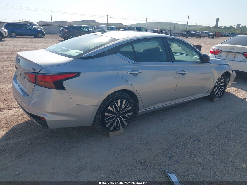 2024 NISSAN ALTIMA auction photo 4
