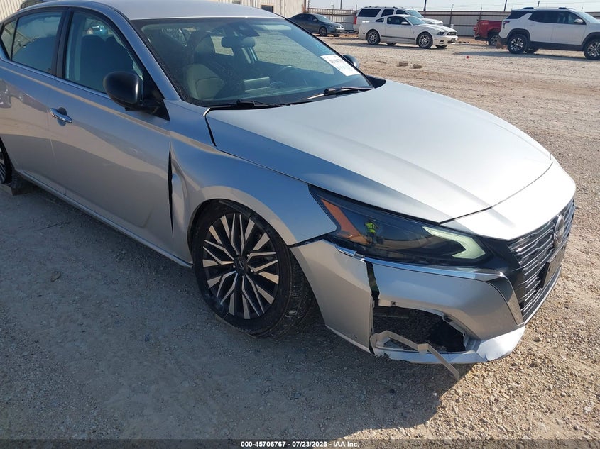 2024 NISSAN ALTIMA auction photo 6