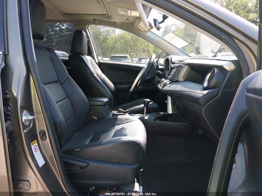 TOYOTA RAV4 - zdjęcie 5