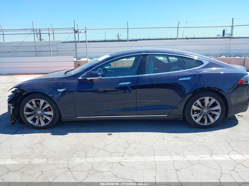 TESLA MODEL S - zdjęcie 20