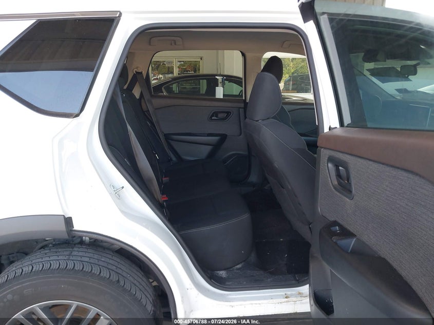 2023 NISSAN ROGUE auction photo 8