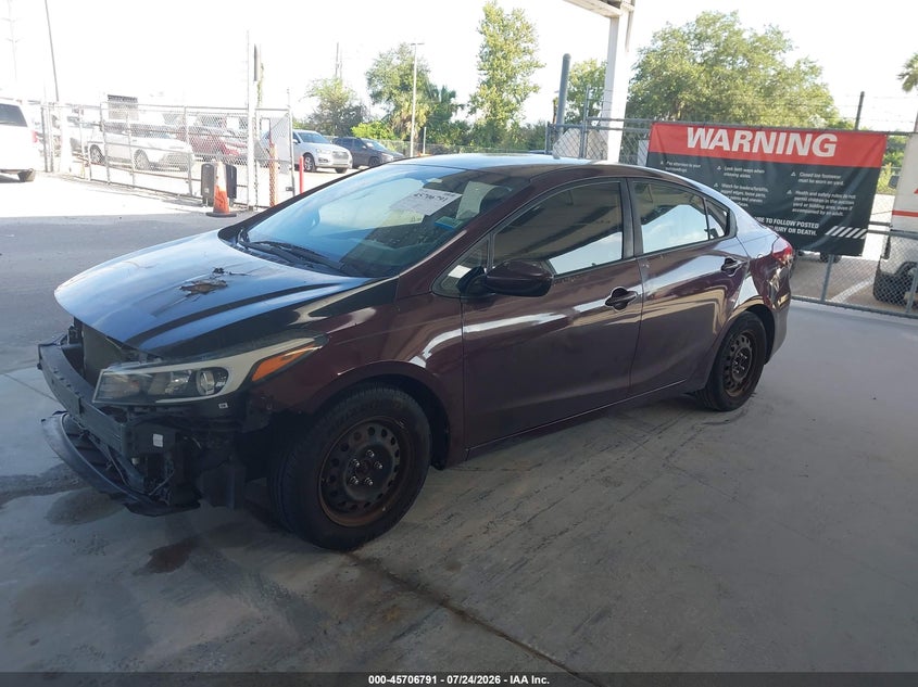 2017 KIA FORTE auction photo 2