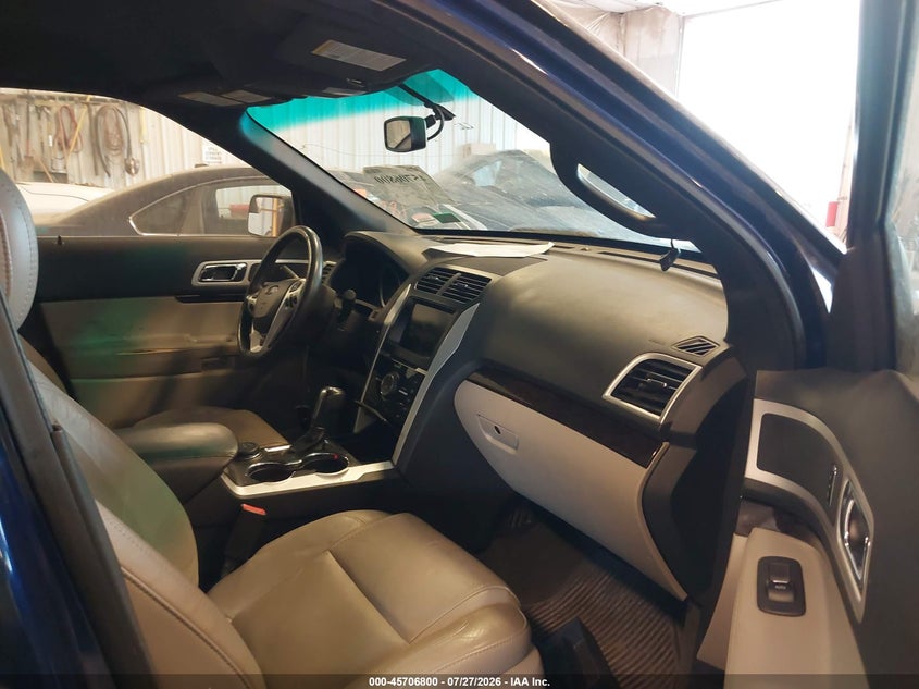 2015 FORD EXPLORER auction photo 5
