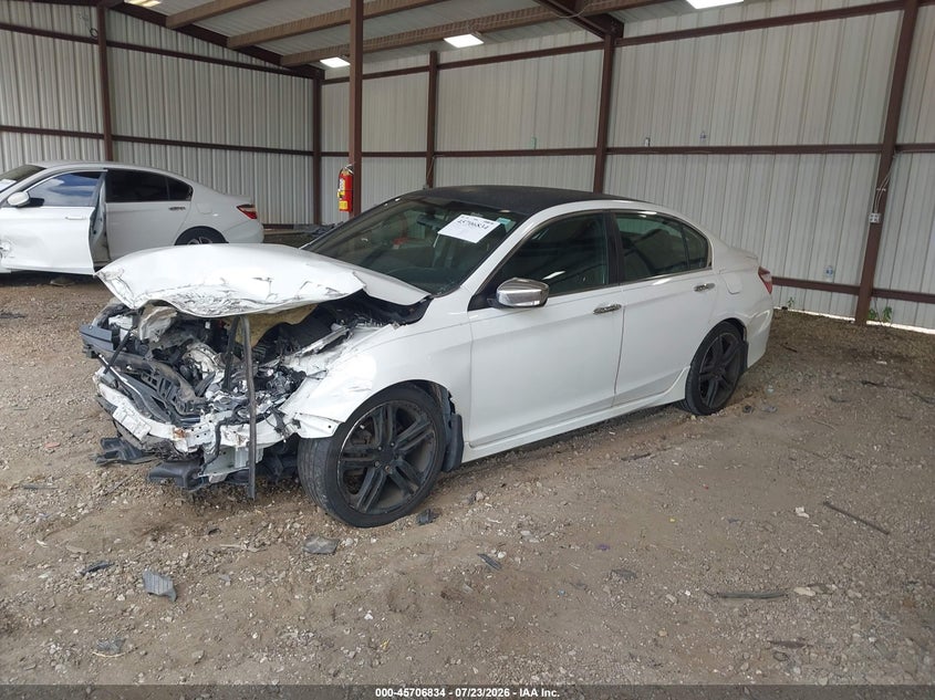 2017 HONDA ACCORD auction photo 2