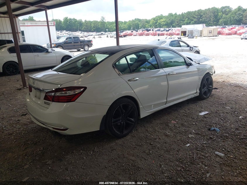 2017 HONDA ACCORD auction photo 4