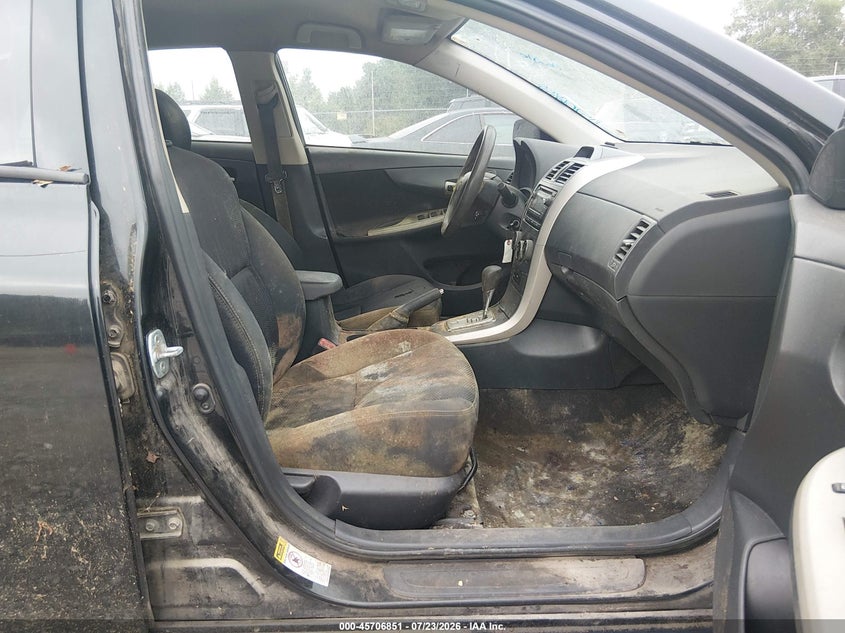 2012 TOYOTA COROLLA auction photo 5