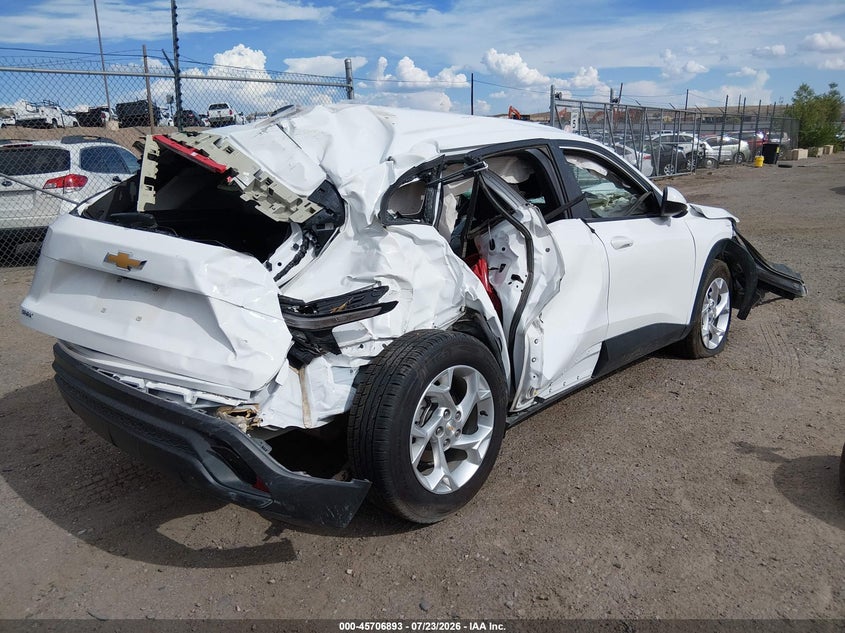 2024 CHEVROLET TRAX auction photo 4