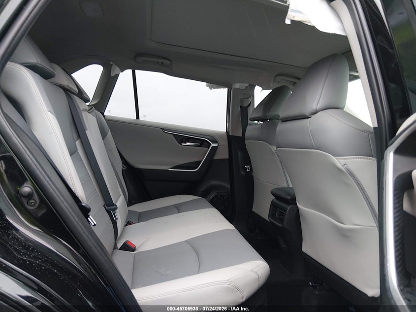 2024 TOYOTA RAV4 HYBRID auction photo 8