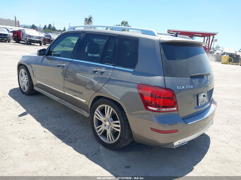 2015 MERCEDES-BENZ GLK 250 BLUETEC auction photo 3