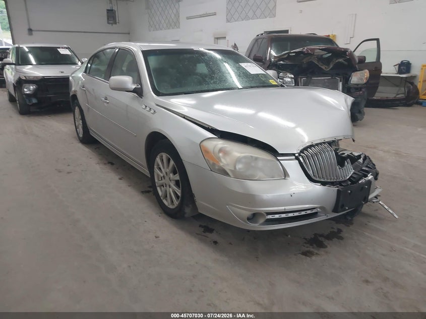 2011 BUICK LUCERNE — zdjęcie z aukcji