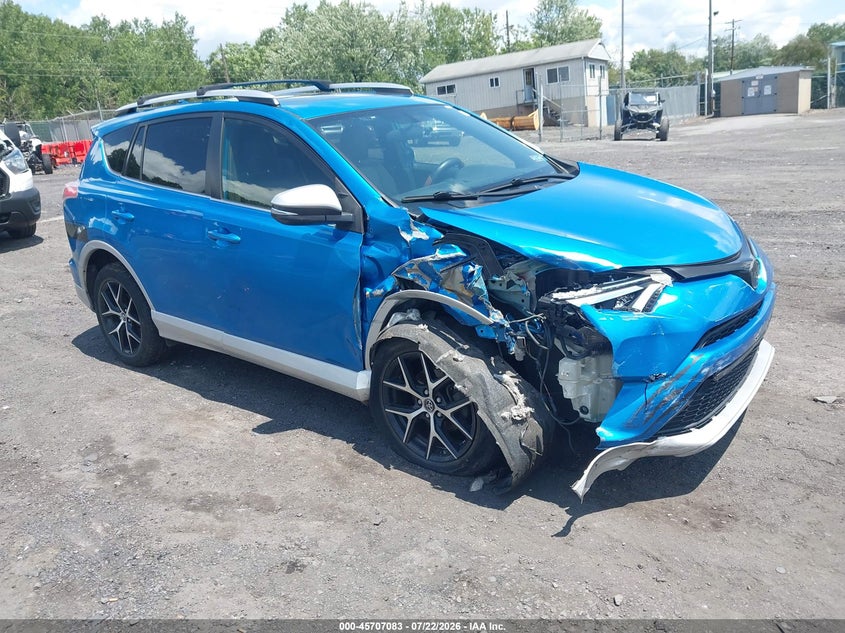 2016 TOYOTA RAV4 SE