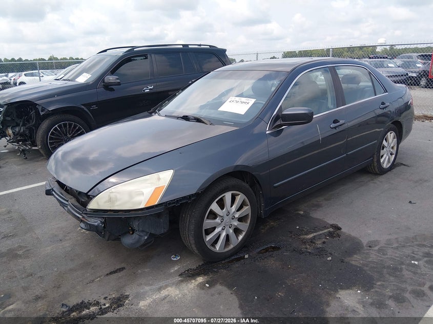 2006 Honda Accord, Front End, IAAI, VIN 1HGCM66536A033649 — photo 2