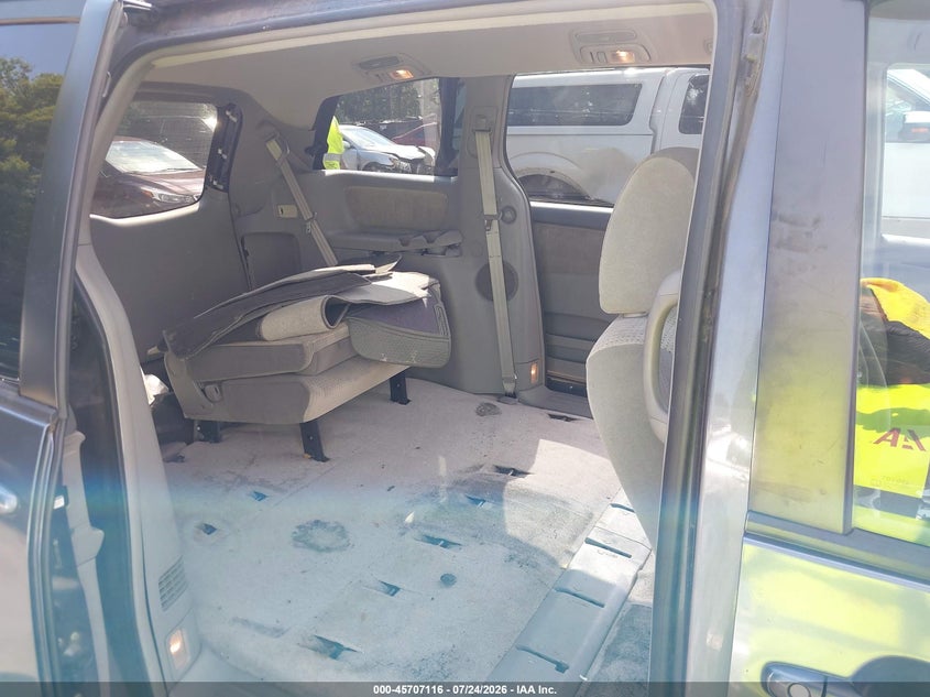 2009 TOYOTA SIENNA auction photo 8