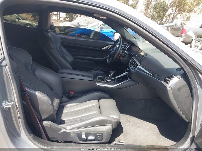 2023 BMW M4 auction photo 5