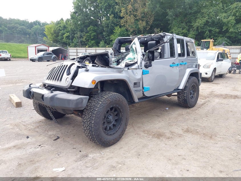 2015 Jeep Wrangler, Перёд и зад, IAAI, VIN 1C4BJWEG7FL699200 — фото 2
