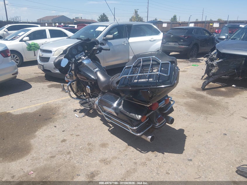 2007 HARLEY-DAVIDSON FLHT auction photo 3