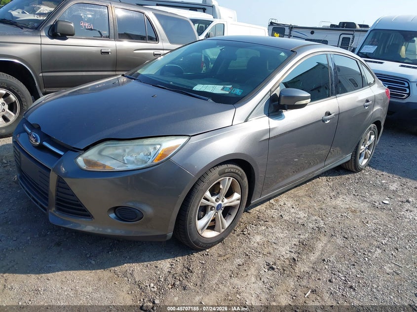 Vin: 1fadp3f21dl348732, lot: 46205841, ford focus se 20132