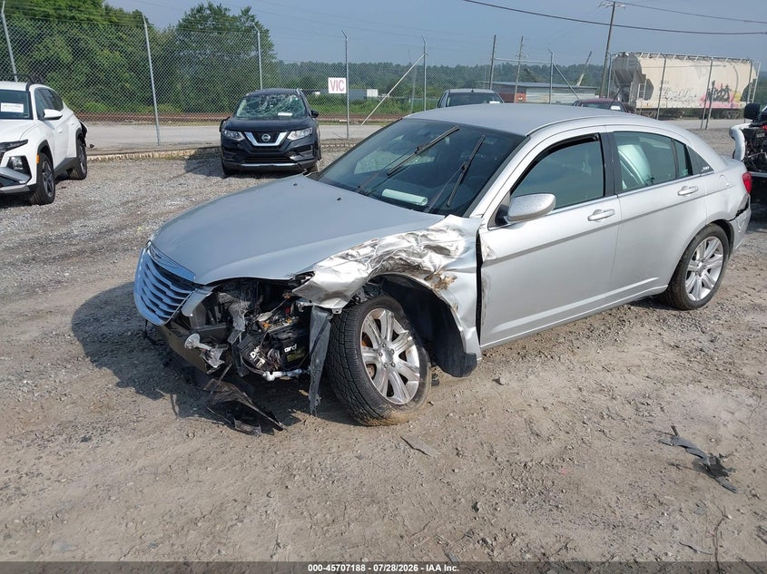 Vin: 1c3ccbbgxcn210384, lot: 46205844, chrysler 200 touring 20122